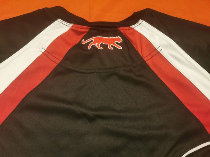 t-shirt taille S - photo numéro 4