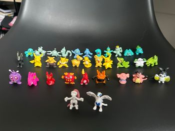 Lot mini figurine Pokémon 