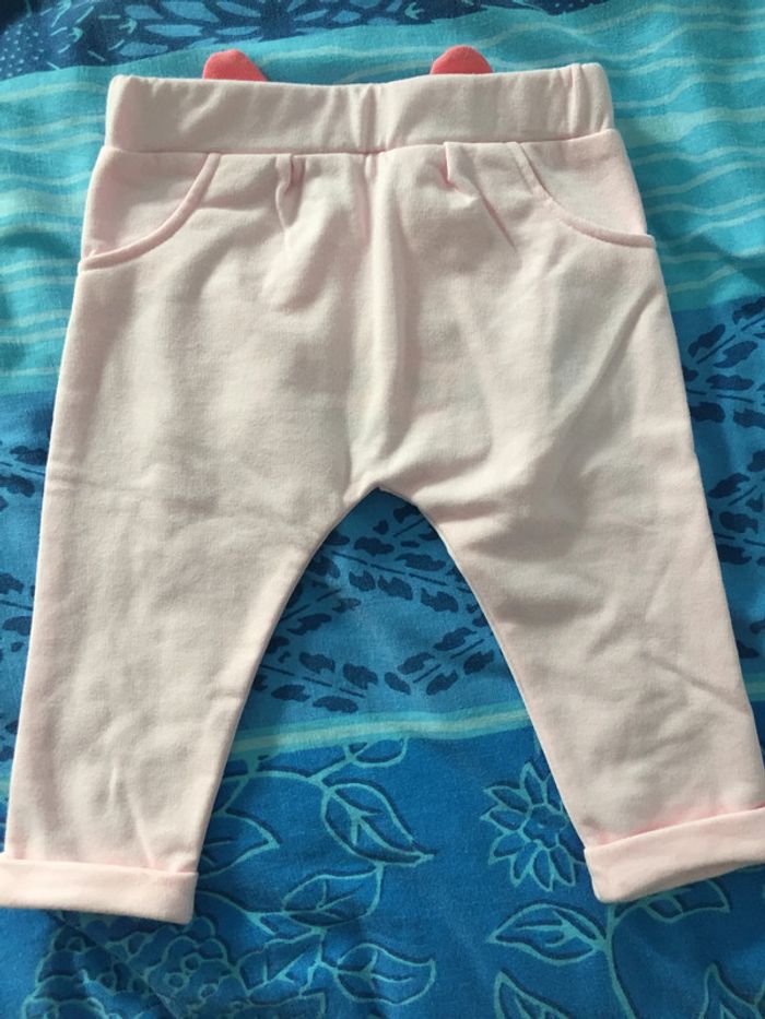 pantalon rose 12 mois neuf