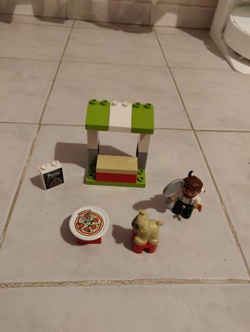 Lego Duplo  10927 le stand de pizza état neuf