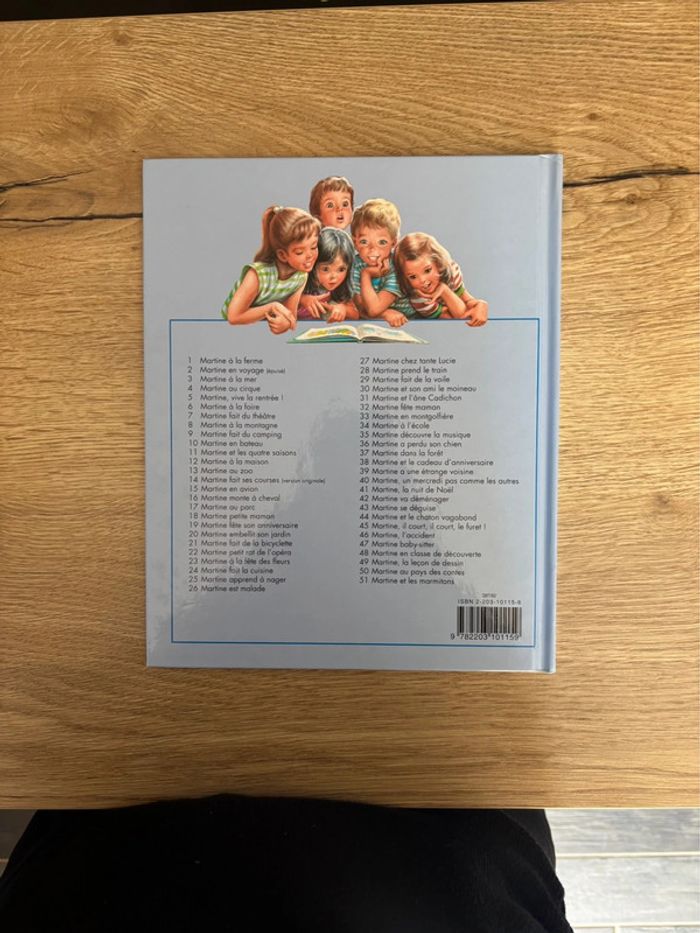 Livre Vintage Martine en avion pour Enfants - photo numéro 2