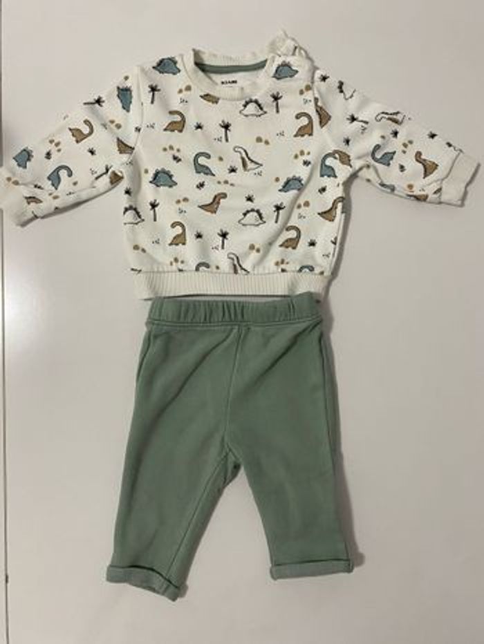 Lot vêtements garçon - photo numéro 8