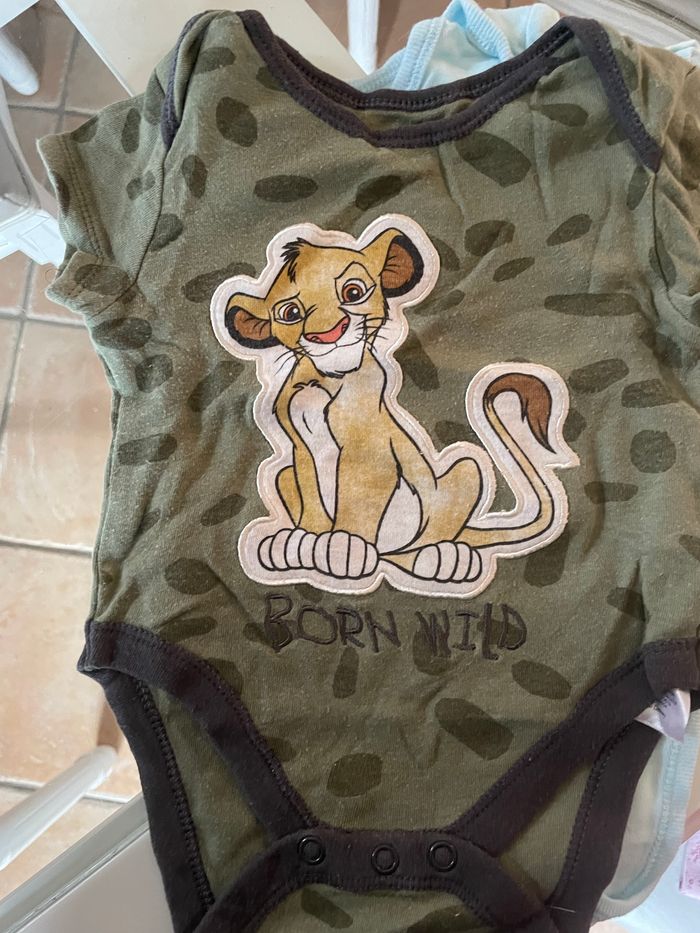 Lot de bodies - photo numéro 3