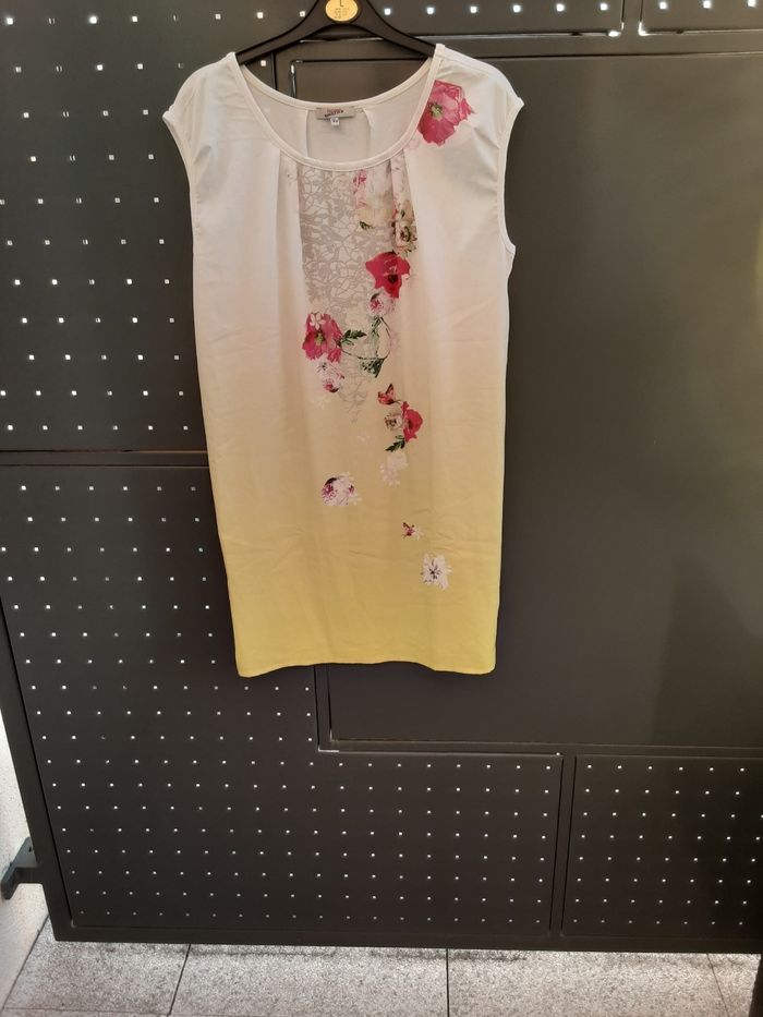 Robe d été marque jean Paul gaultier taille 16 ans - photo numéro 2