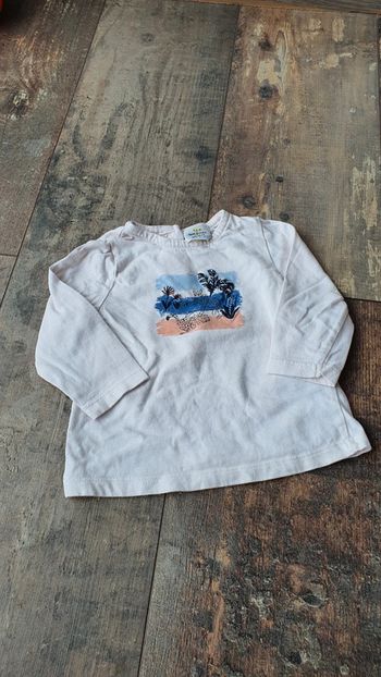 T-shirt tao 6 mois 68 cm en très bon état 👌