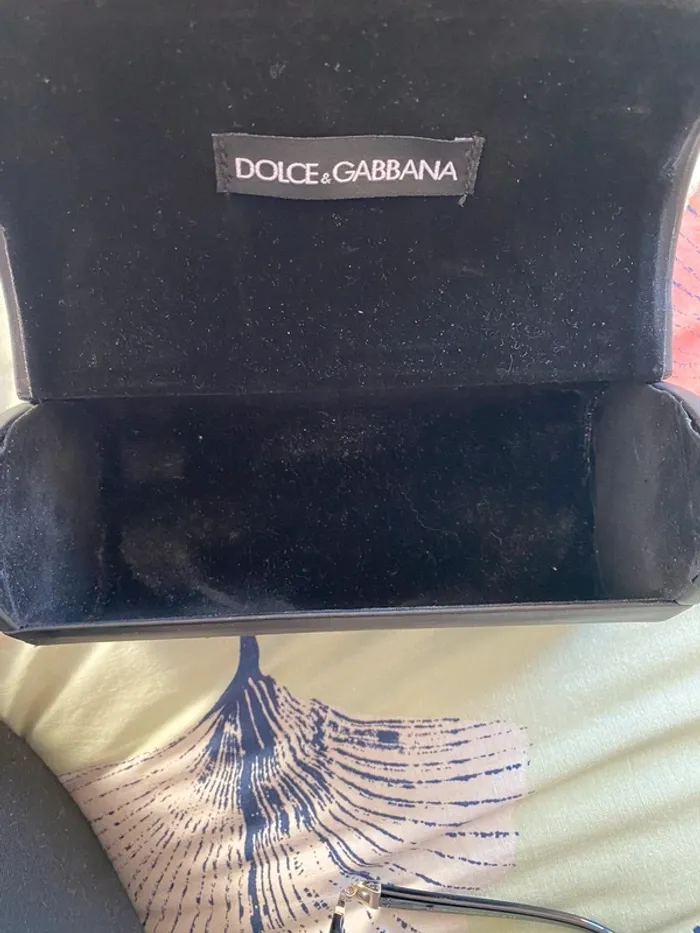 Lunettes de soleil noires Dolce & Gabbana - photo numéro 10