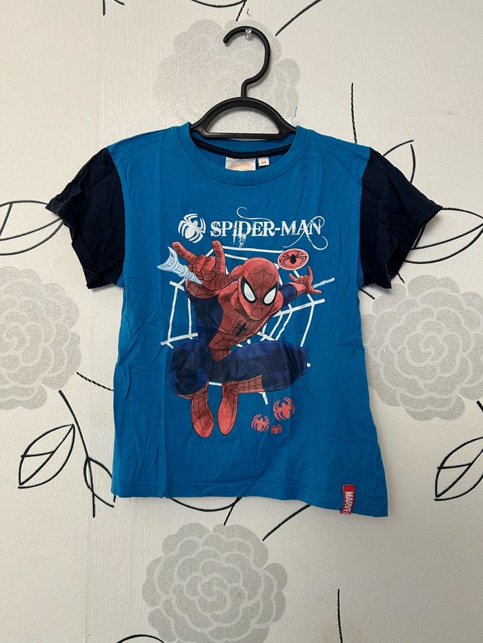 T-shirt Spiderman 8 ans