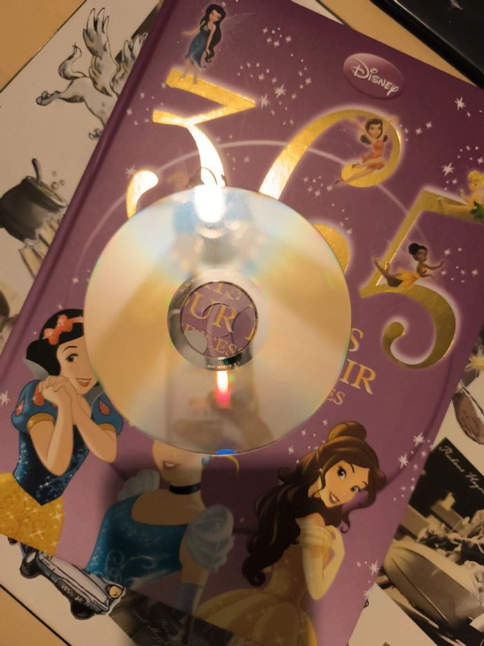 365 histoires pour le soir. Princesses et fées . Avec un cd - photo numéro 2