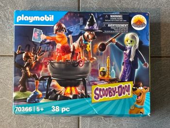 Boîte Playmobil 70366: Histoires dans le chaudron. Scooby-Doo