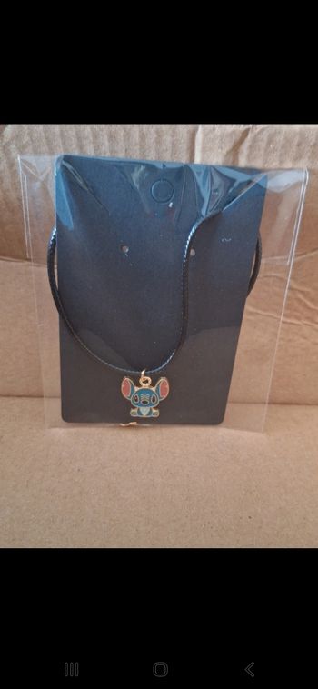 Collier stitch