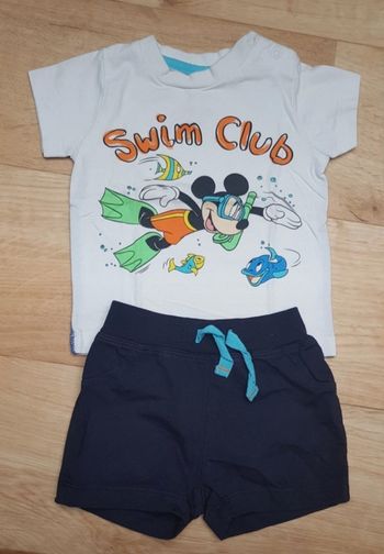 Ensemble t-shirt et shirt Mickey