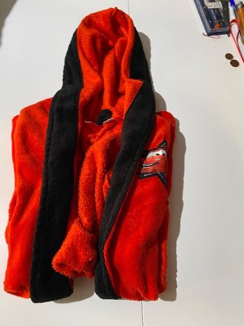 Robe de chambre rouge pilou pilou garçon cras taille 6 ans ( 110/116)