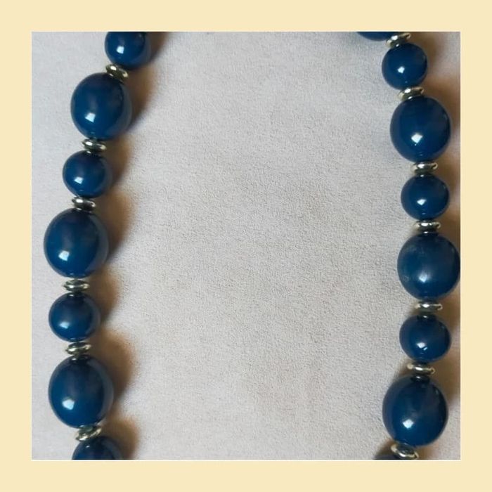Collier vintage perles bleu nuit – Élégant et intemporel - photo numéro 3