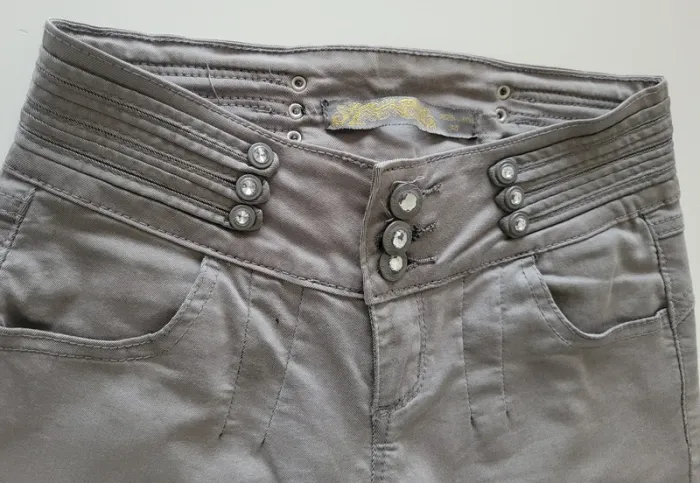 Jean gris - taille 34 - photo numéro 2