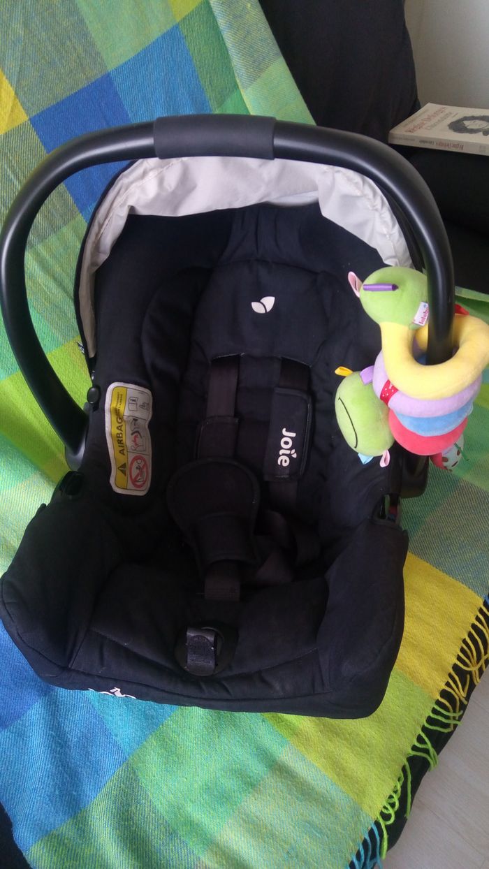 Coque cosi siege auto Gem Joie