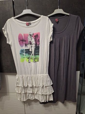 Lot 2 robes manches courtes