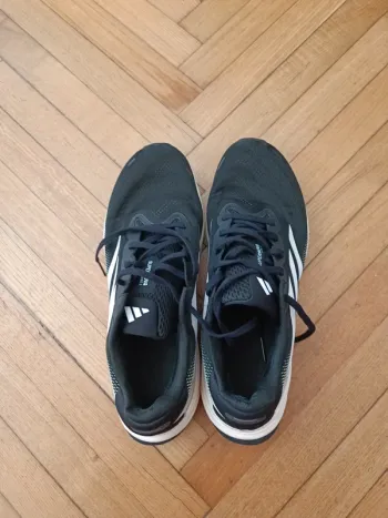 Adidas Supernova nere