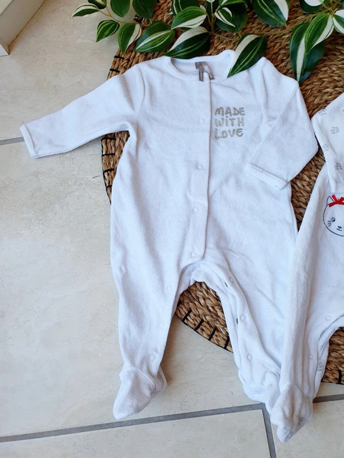 Lot de 2 pyjamas velours bébé fille 6 mois Orchestra - photo numéro 3