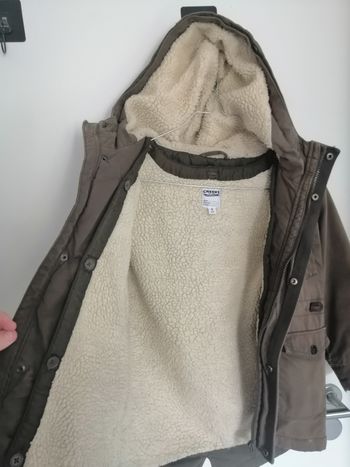 Menteau a capuche kaki hiver