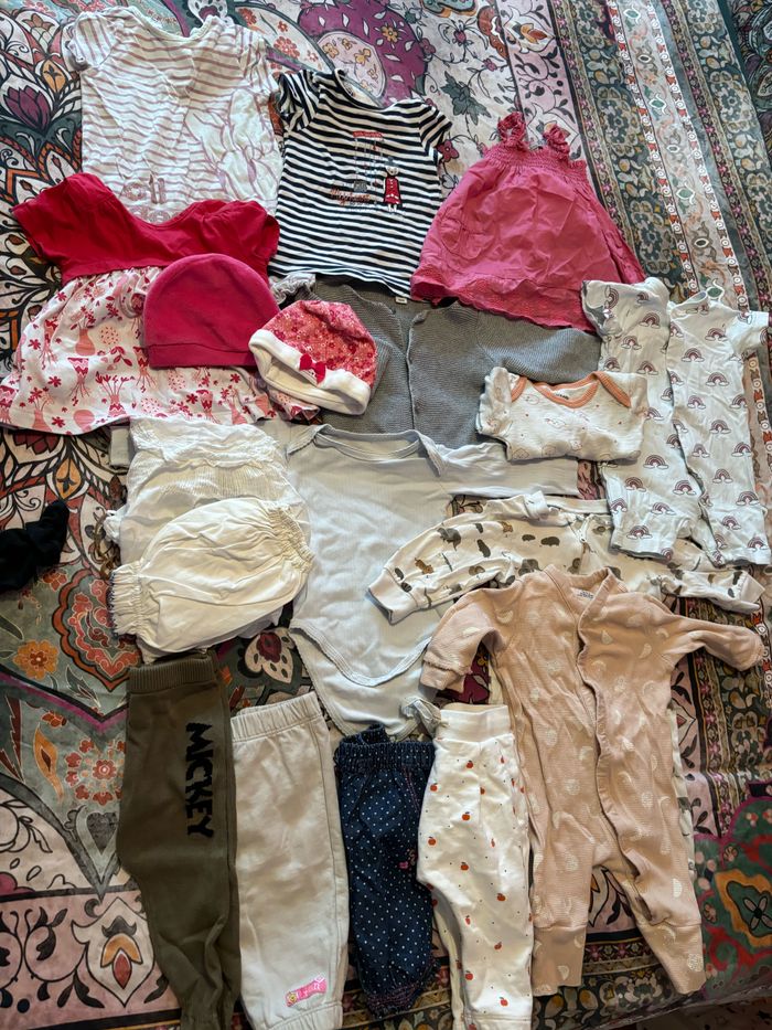 Lot de vêtements bébé fille 6 -9 mois - photo numéro 4