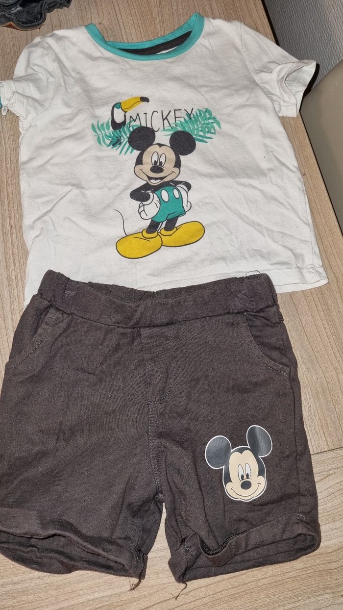 Ensemble mickey 12mois