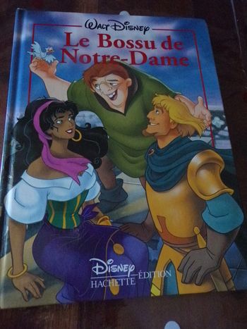 Livre Walt Disney Le bossu de Notre Dame