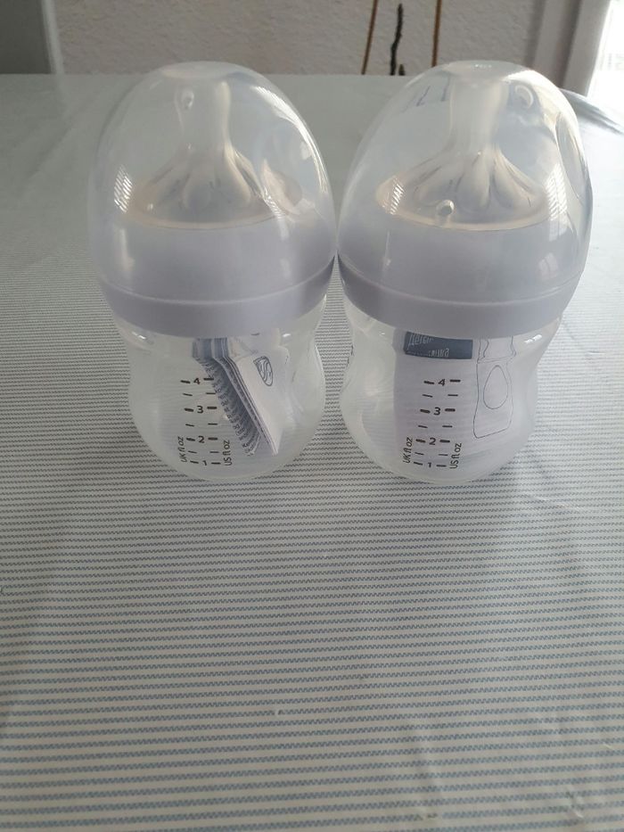 Lot de 2 biberons - photo numéro 2