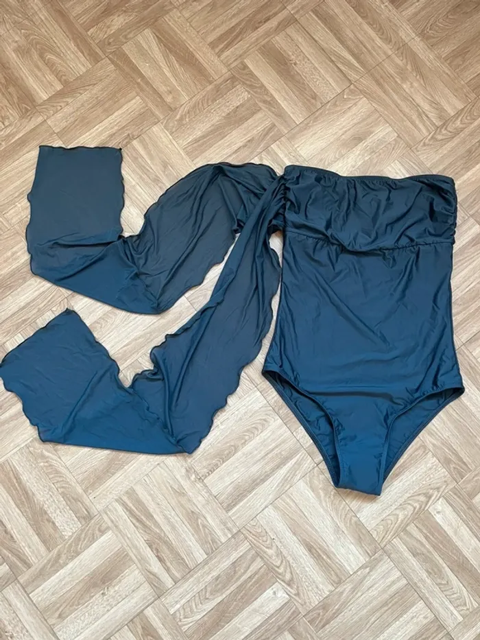 Maillot de bain une pièce noir Hateia