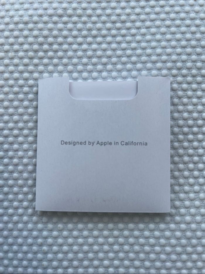Air pods 4 avec réduction de bruit neuf - photo numéro 6