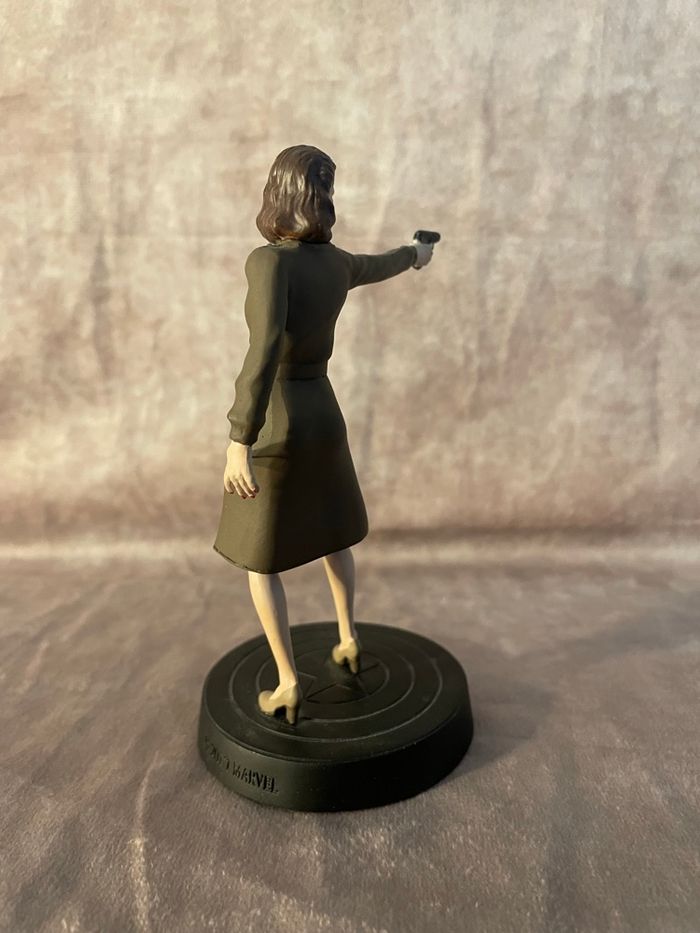 Peggy carter - figurine super hero des films Marvel - photo numéro 2