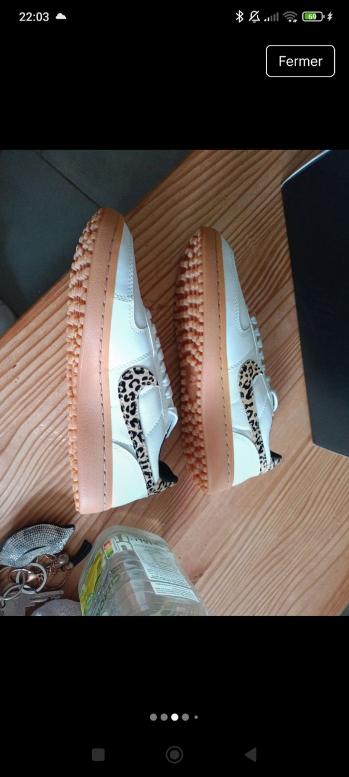 basket tennis Nike léopard