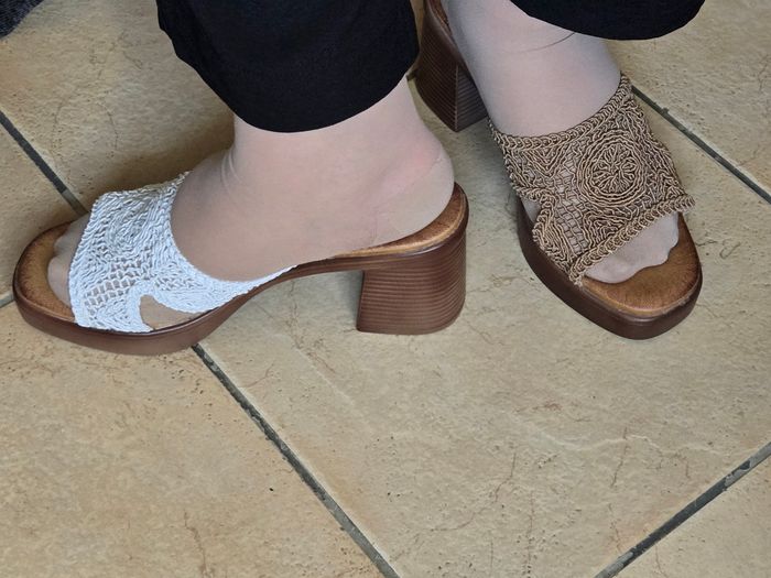 Mules ajourées camel P39 neuves (Abloom) - photo numéro 8