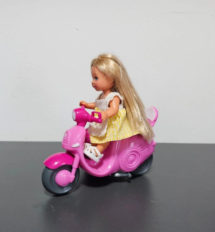 Poupée Evi love et son scooter - photo numéro 3