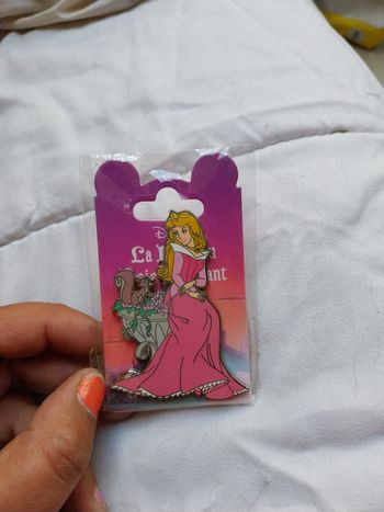 Pins Disney aurore