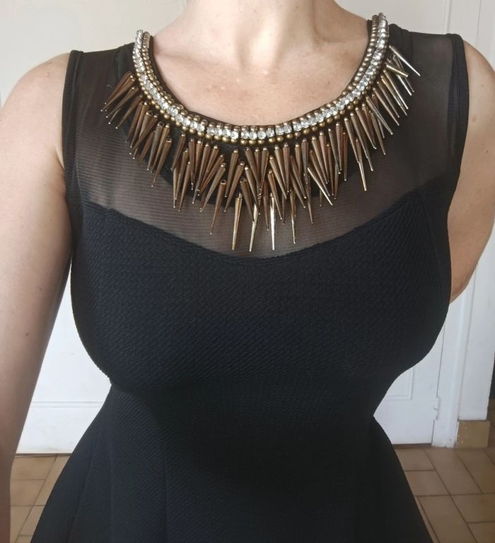haut top femme cintrée evasé débardeur de soirée chic y2kt m 38 l 40 noir et doré