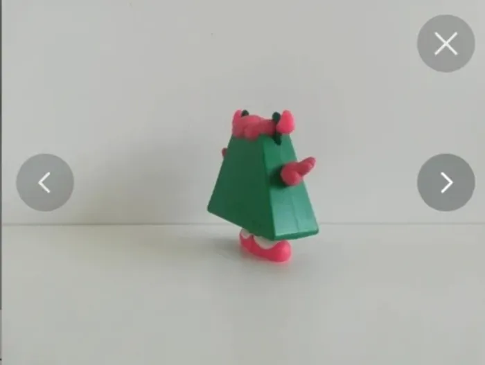 Figurine McDonald's madame Noël - photo numéro 2