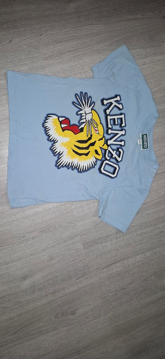 Tee shirt Kenzo taille 3 ans / 94cm