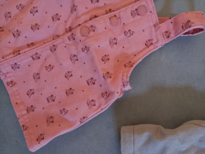 2 robes taille 1 mois - photo numéro 2