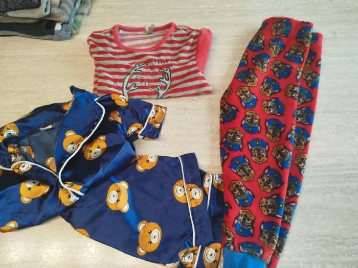 Lot garçon - 3 ans - 54 pièces - photo numéro 11