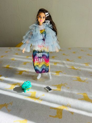 Poupée Barbie extra