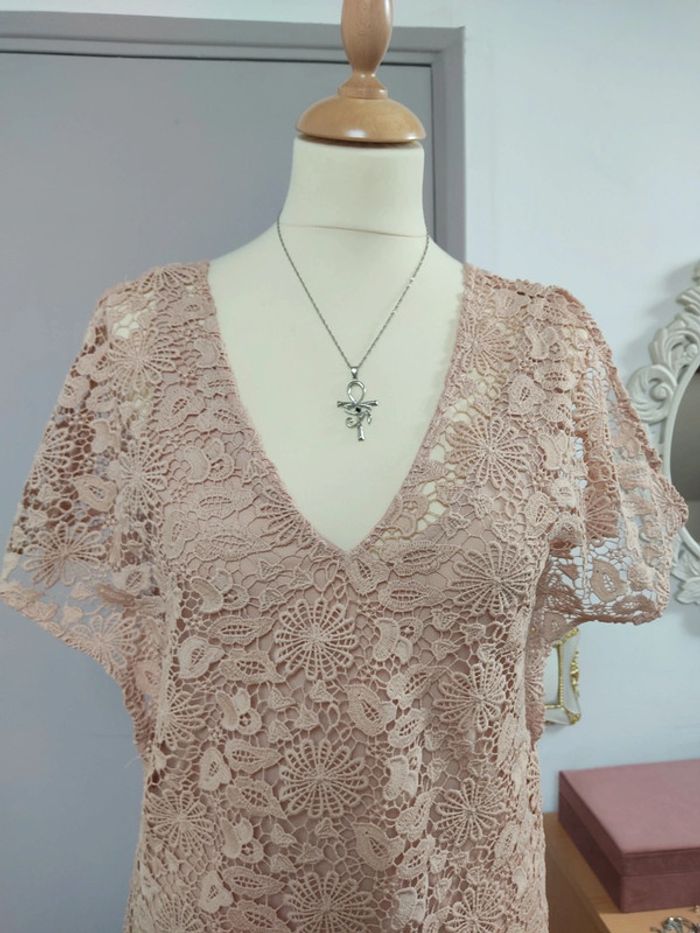 Robe rose poudré à dentelle Zara M 38 TBE - photo numéro 3