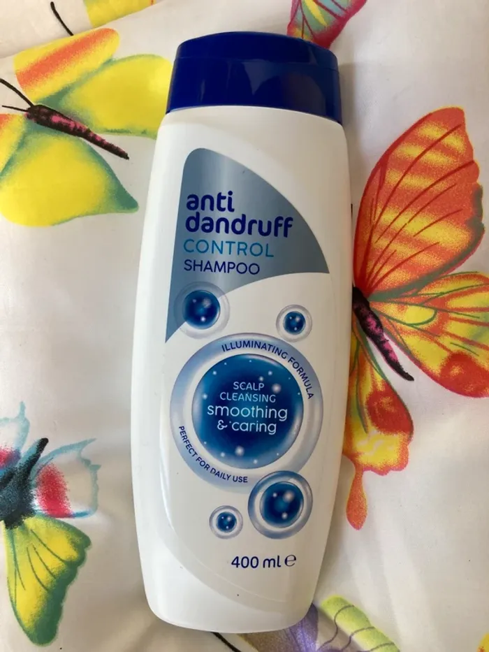 Shampoing antipelliculaire soignant et doux gros flacon