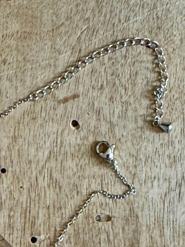 Collier réglable acier inoxydable or V en petite chaînes boules - photo numéro 4