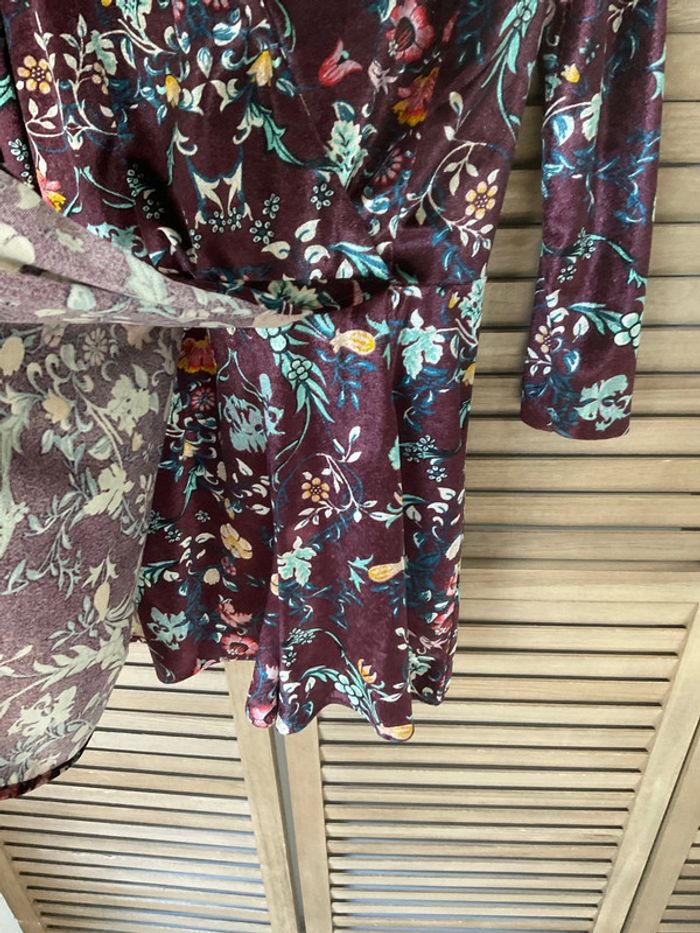 Combishort velour fleurie taille S - photo numéro 3