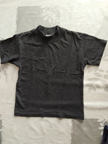 Tee shirt