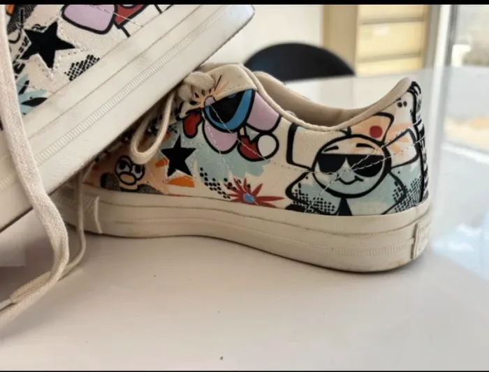 Converse x Much Love One Star OX – Taille 37,5 – État comme neuf - photo numéro 2