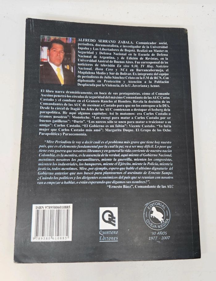 "La batalla final de Carlos Castaño. Secretos de la Parapolitica", de Alfredo Serrano Zabala - photo numéro 3