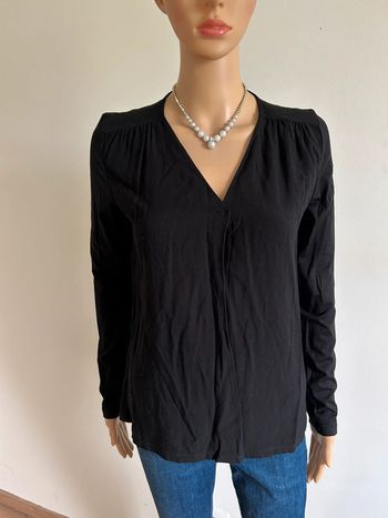Haut noir à manches longues Caroll taille XS jamais porté