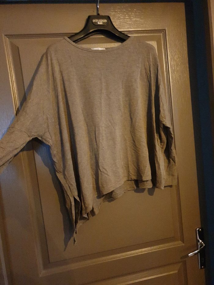 Haut asymétrique "Zara" taupe - photo numéro 2