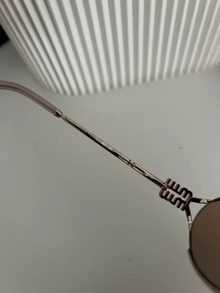 Lunette de soleil miumiu - photo numéro 4